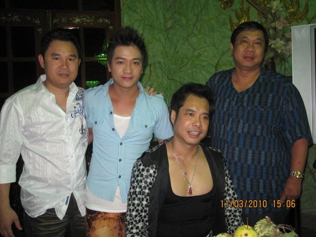 Em trai ket nghia tiet lo anh chua tung cong bo cua Ngoc Son-Hinh-11