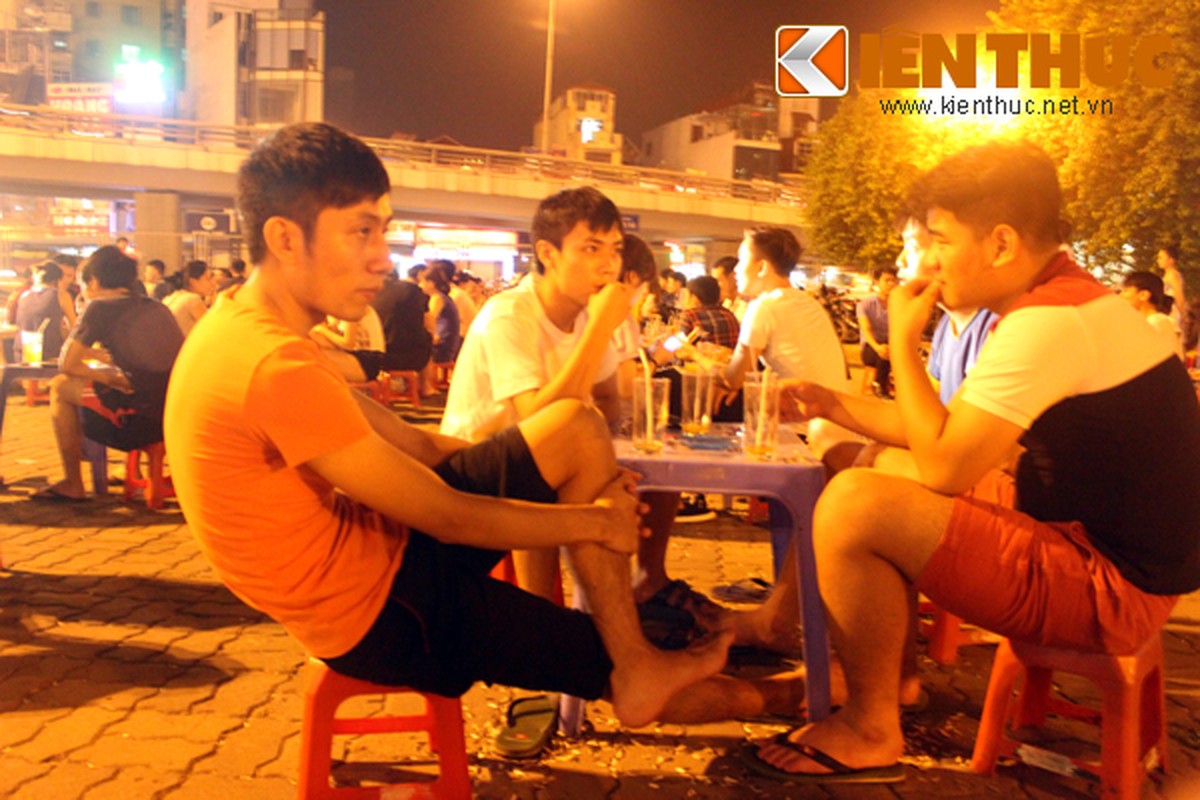 Trai vay tai xuat gay buc xuc, mat an toan giao thong-Hinh-6