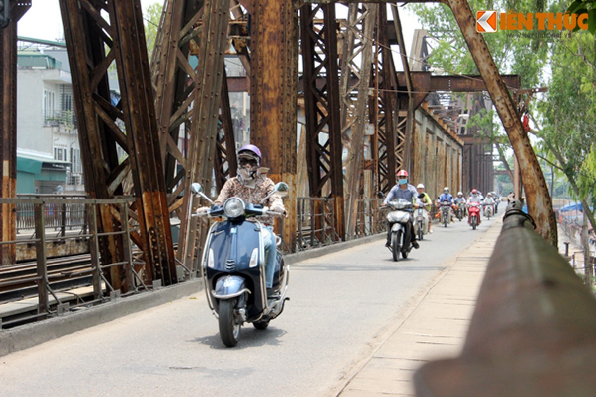 Nguoi Ha Noi doi khan ra duong de tranh nang