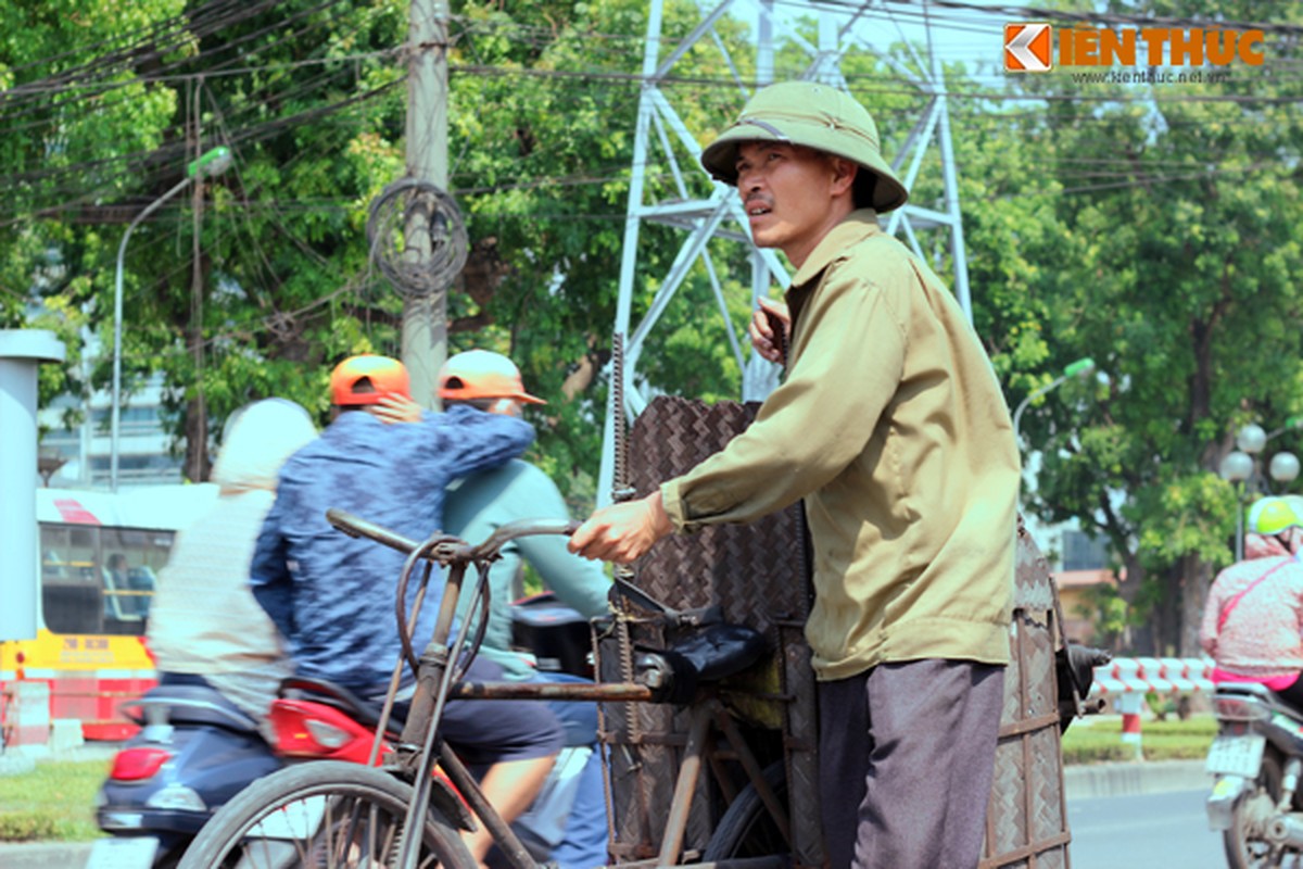 Vat lon muu sinh duoi nang nong Ha Noi hon 40 do-Hinh-9