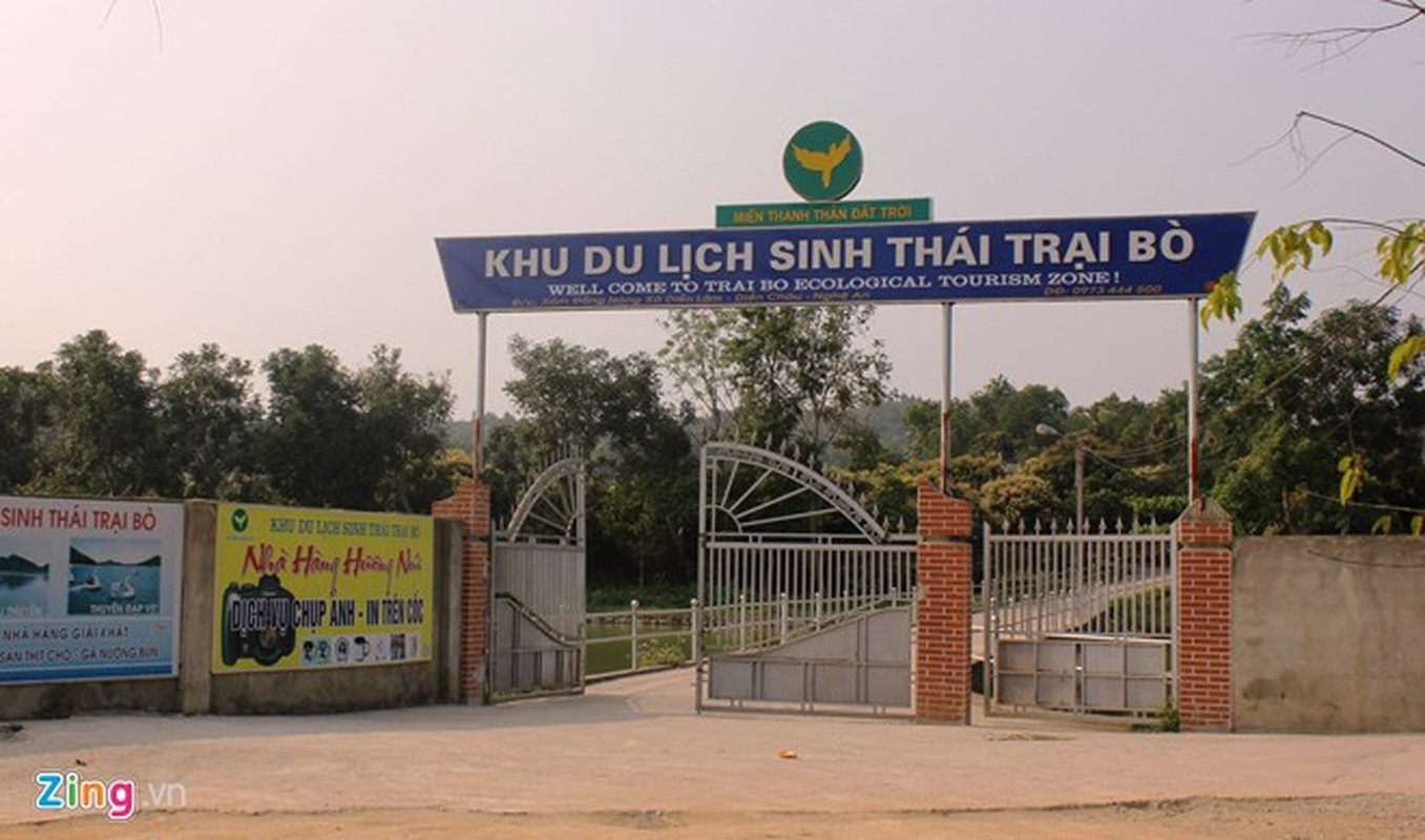 Soi Khu sinh thai Muong Thanh ho vo dut tay nu du khach