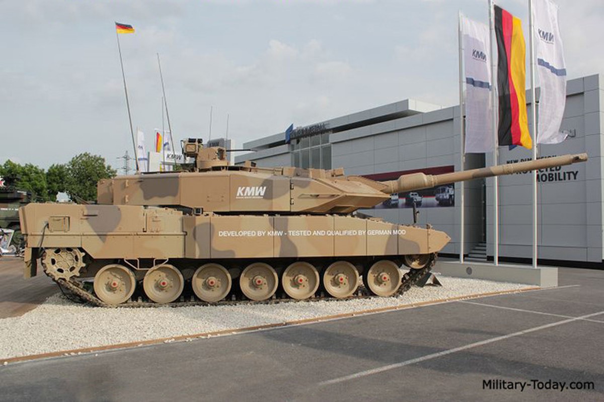 Chiem nguong suc manh xe tang “bao sa mac” Leopard 2A7-Hinh-5