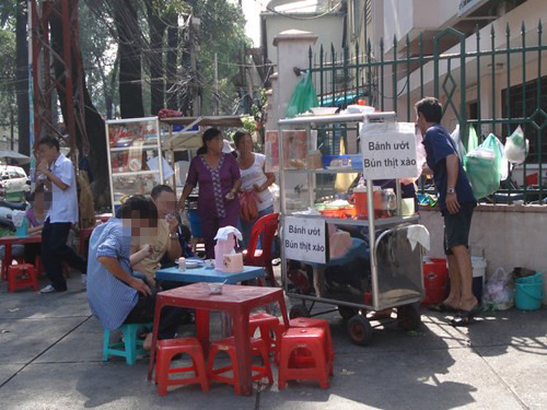 Top benh de lay mang nguoi do an uong mat ve sinh can Tet-Hinh-9