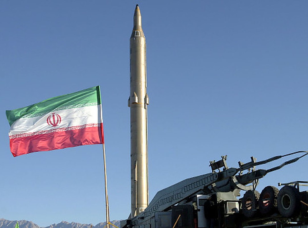 Iran tap tran phong khong lan 2 voi vu khi toi tan-Hinh-8
