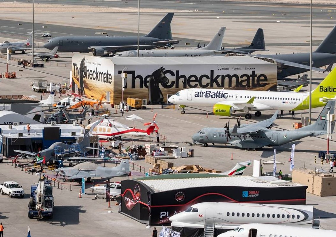 Su-75 Checkmate tai Dubai Airshow: Van chi la mo hinh!-Hinh-8