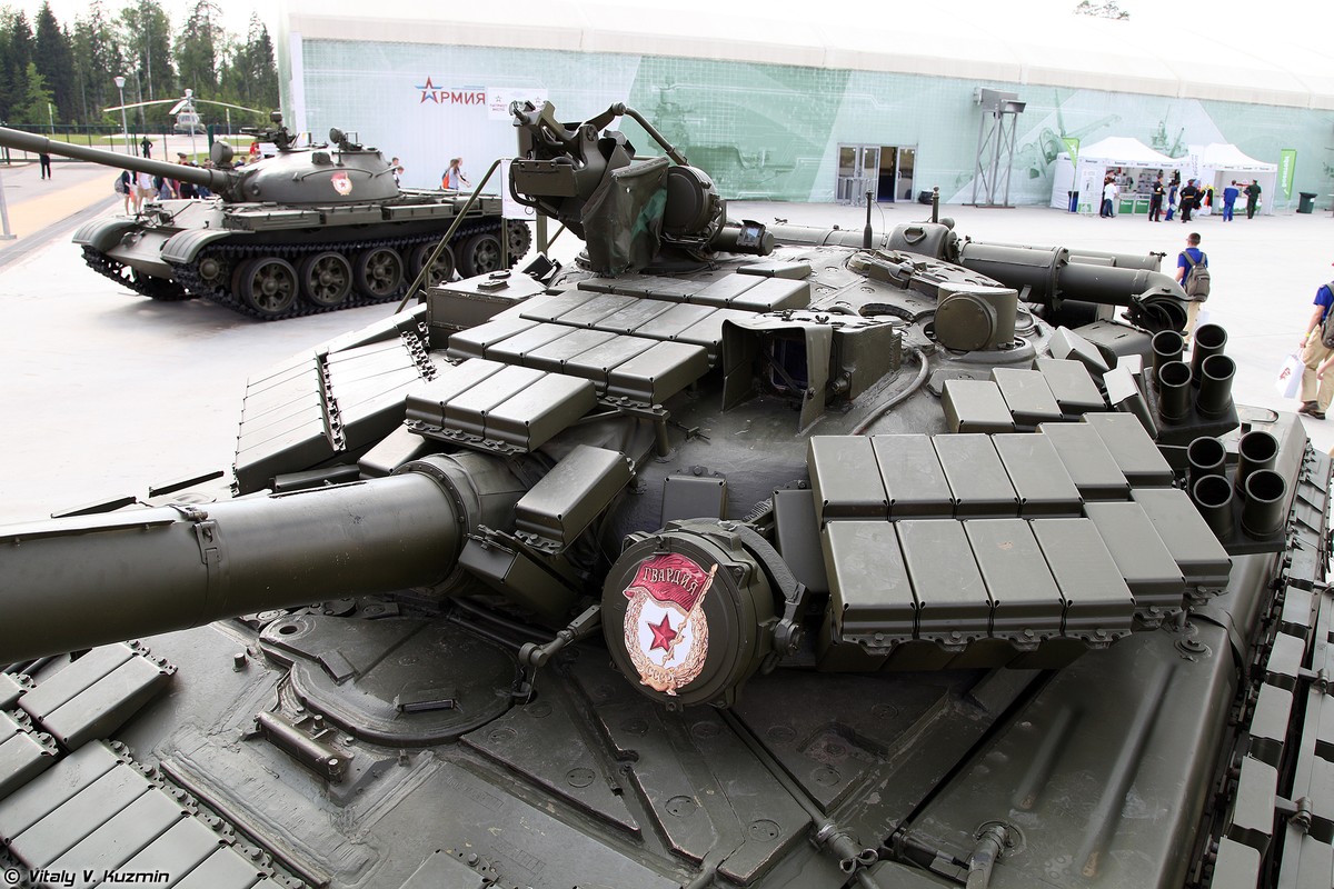 Can canh xe tang T-64BV cua Quan doi Ukraine bi tieu diet gan Severodonetsk!-Hinh-7