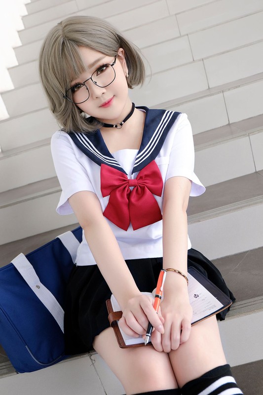 Nu Coser Viet hoa than Squid Game, lo mat that gay sot-Hinh-6