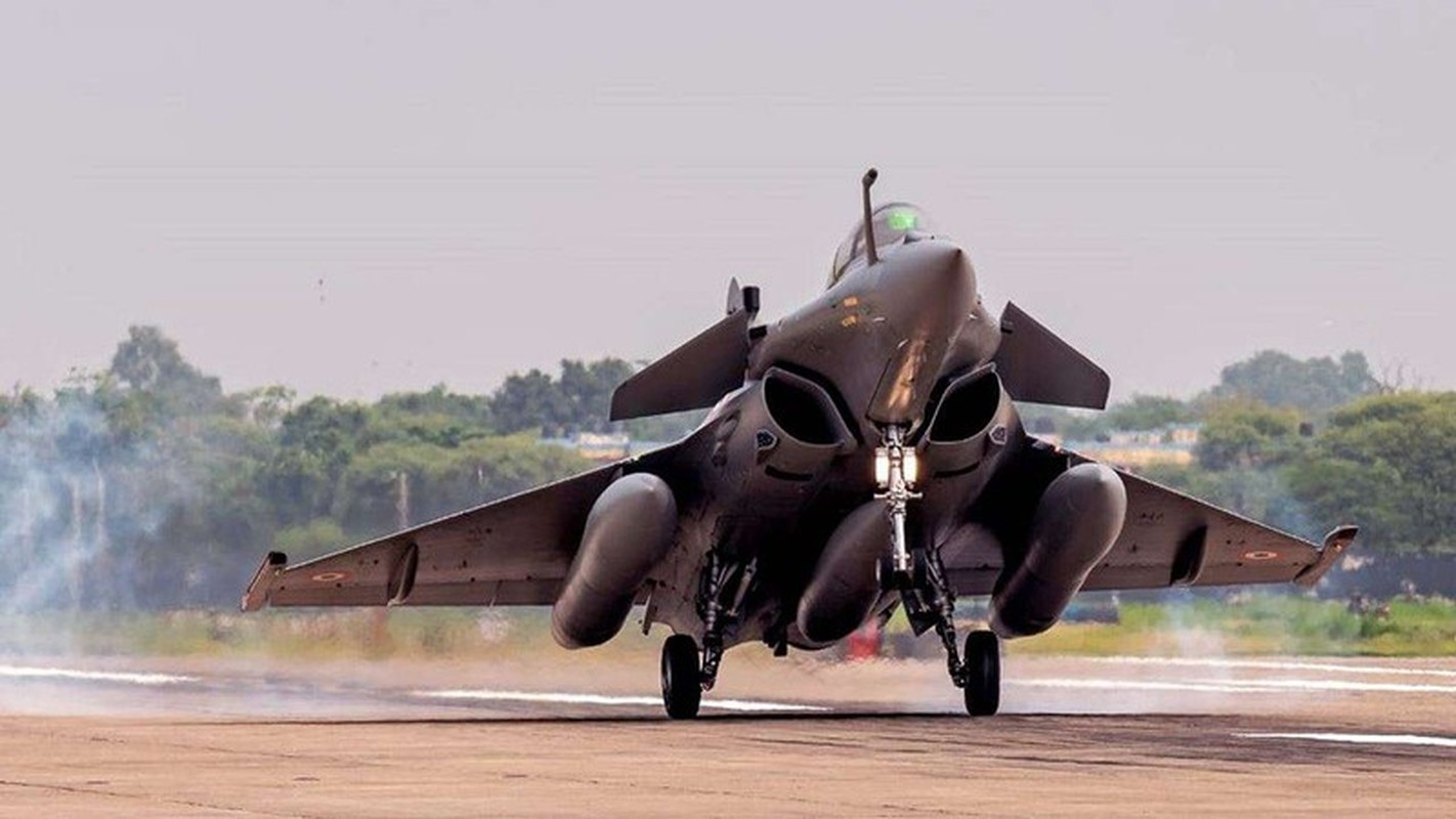 Tiem kich Rafale F4 