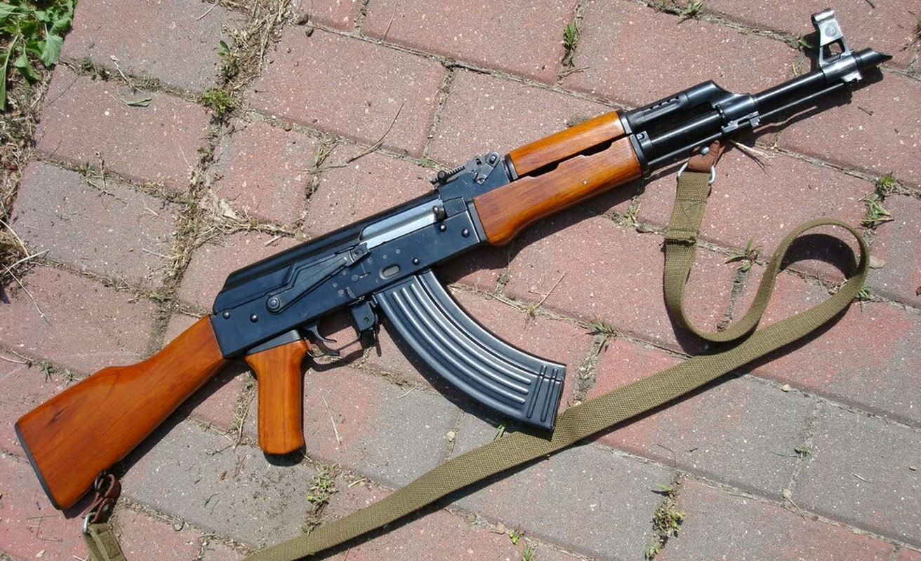 5 quoc gia san xuat sung truong tan cong AK-47 te nhat-Hinh-7