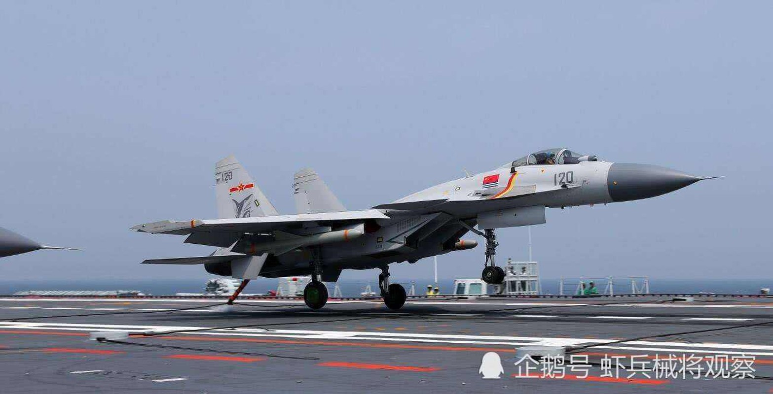 J-15 co the doi dau F-35C trong can chien, nhung qua nhieu nhuoc diem-Hinh-10