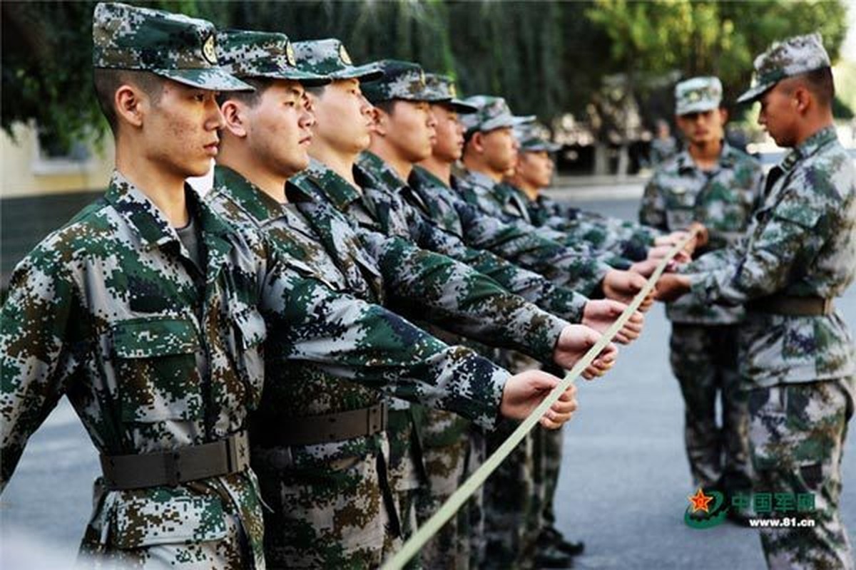 Khong tuyen du quan, Trung Quoc phai ha yeu cau nhap ngu-Hinh-12