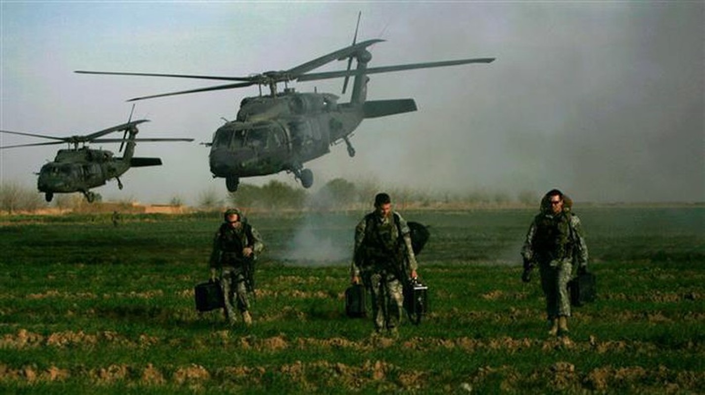 Nong: NATO tuyen bo dua 40 nghin quan den Ukraine, chien tranh can ke-Hinh-5