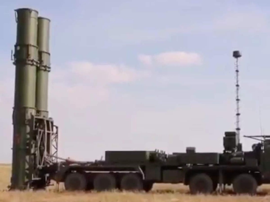 Iran choi lon, mua lien 24 tiem kich Su-35S; Belarus tu choi mua S-400-Hinh-16