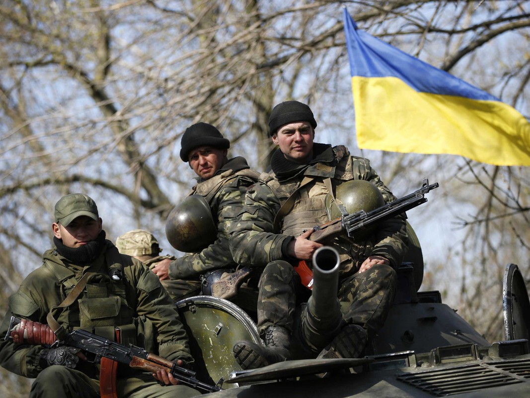 Nga san sang “giai phong” vung Donbass tu tay Quan doi Ukraine-Hinh-8