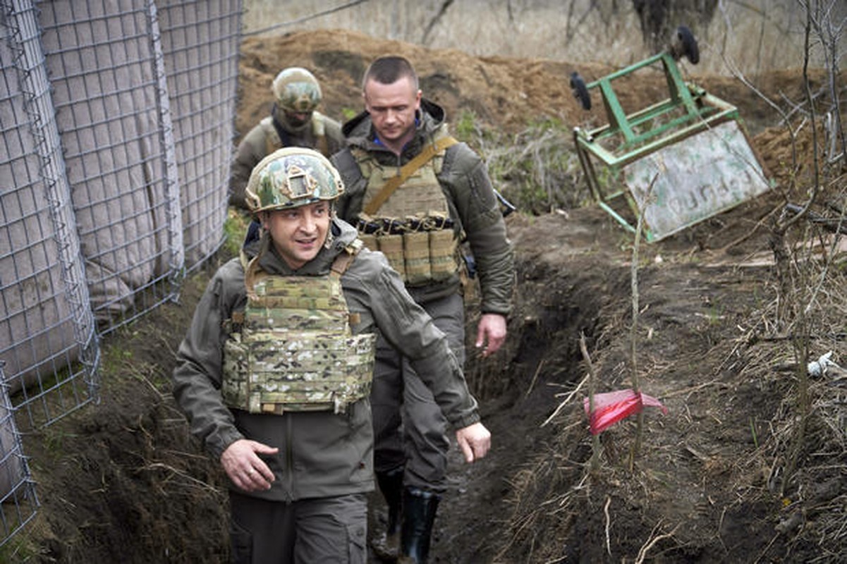 Nong: Quan doi Nga dan tran quanh Donbass, san sang dong binh-Hinh-17