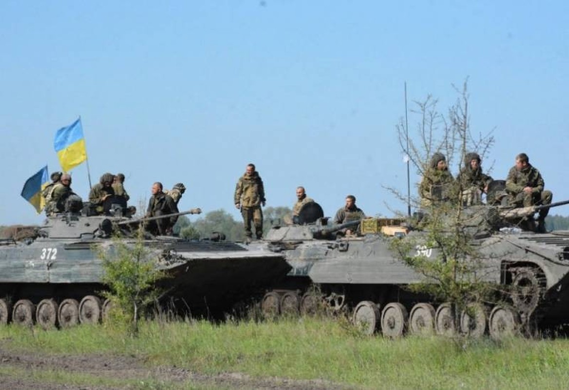 Lo huong tien cong chu yeu cua NATO va Ukraine vao Donbass-Hinh-12