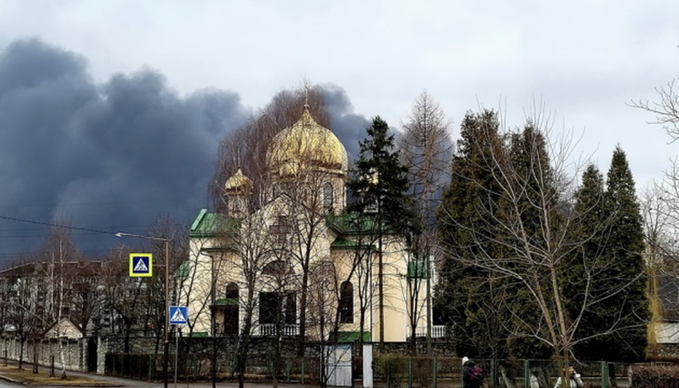 Nga tan cong vao Kiev, Kharkov, Dnepr; xung dot ac liet tai Kharkov-Hinh-15