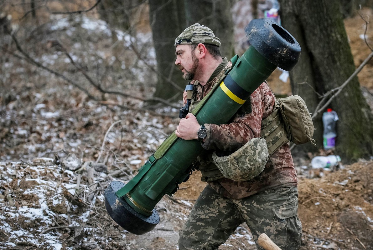 Lieu M1A2 co chong duoc vu khi chong tang tai Ukraine?-Hinh-12