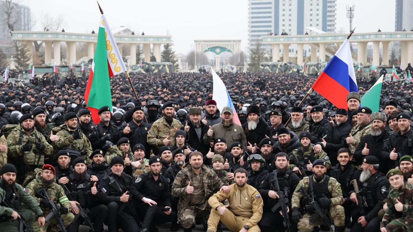 Cong hoa Chechnya da dua den Ukraine bao nhieu quan?-Hinh-20