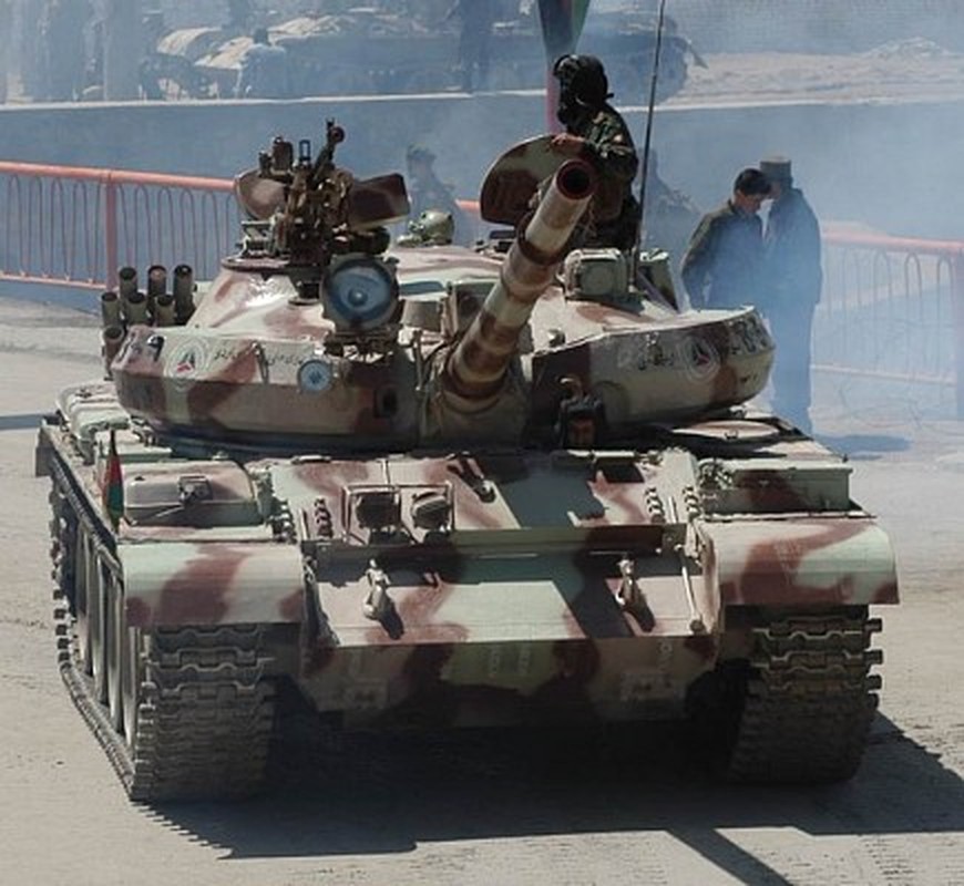 Moscow trang bi xe tang T-62M cho dan quan Ukraine than Nga?-Hinh-7