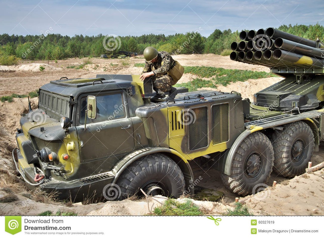 Ukraine thiet hai 2 trung doi phao luu M777 khi tap kich Dao Ran-Hinh-2