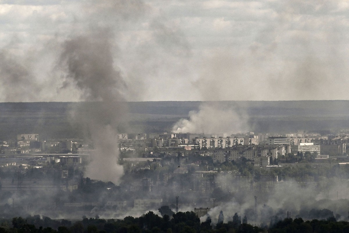 Quan Nga da pha bay do Ukraine cai tai Lisichansk nhu the nao?-Hinh-9