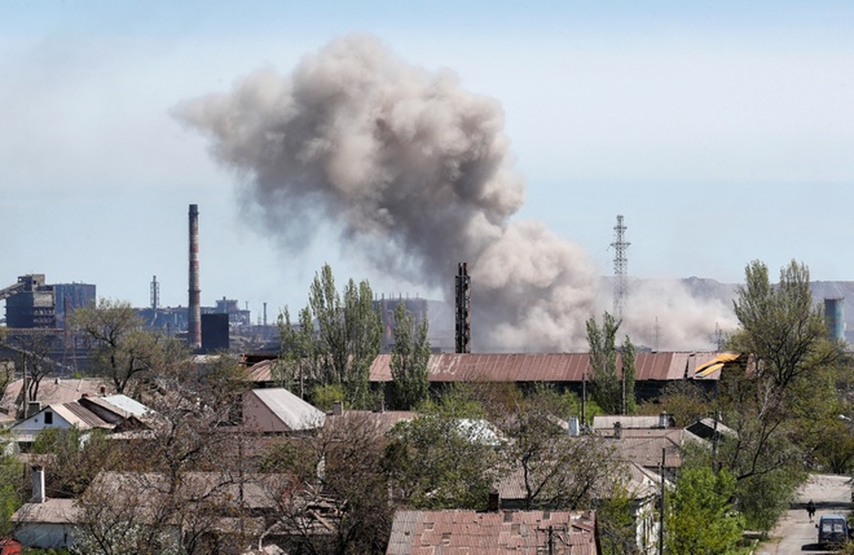 Mat tran Donbass ac liet, Nga da dua sieu phao 2S7 Pion vao tran-Hinh-13