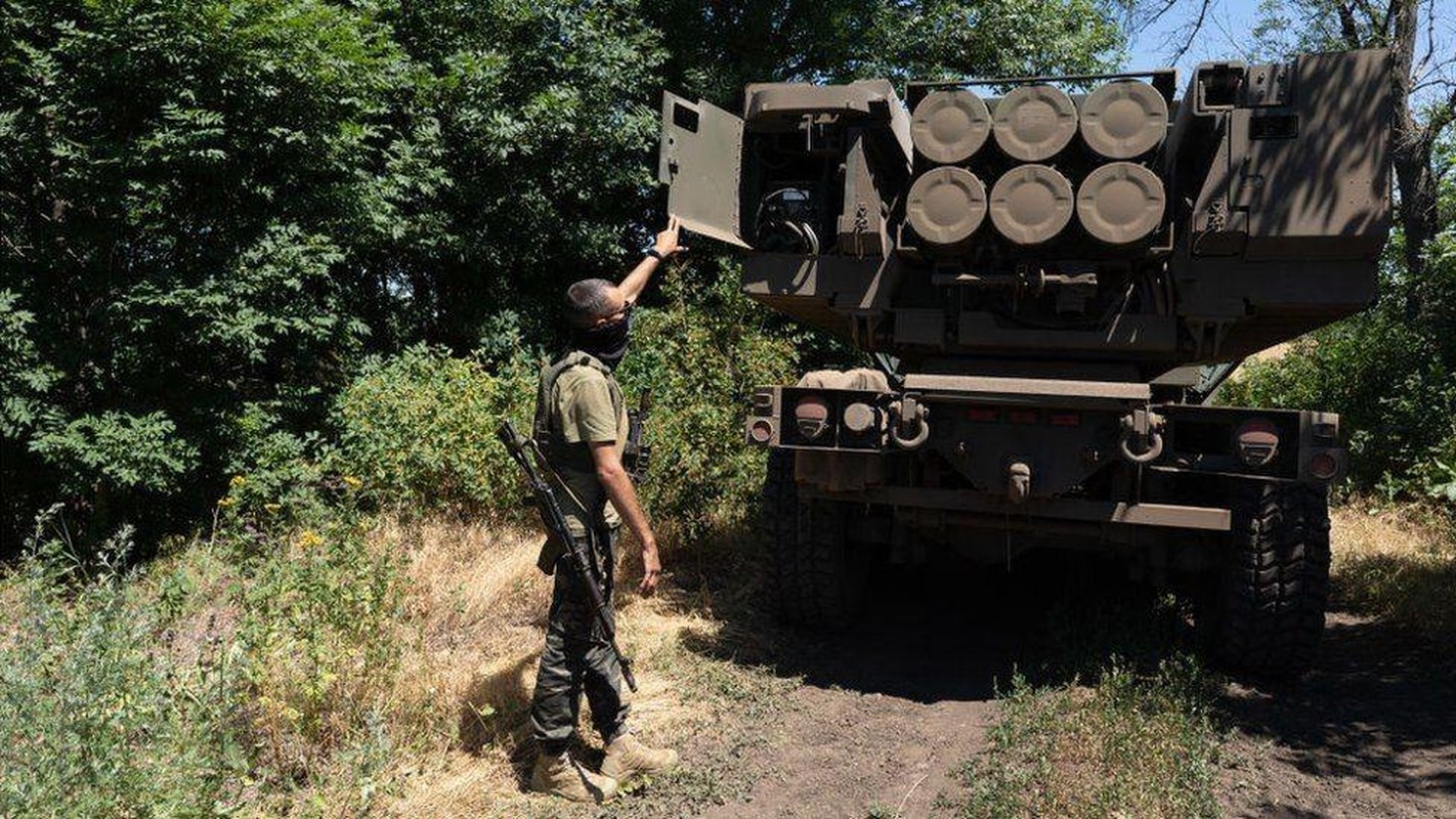 Mat tran Kherson tang nhiet, Ukraine trut dan phao xuong quan Nga-Hinh-7
