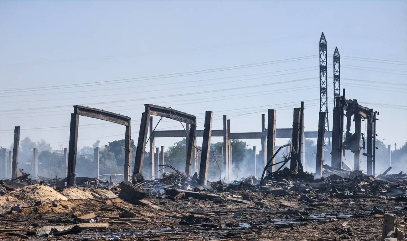 Ukraine da tung vao Kherson bao nhieu don vi chien dau?-Hinh-7