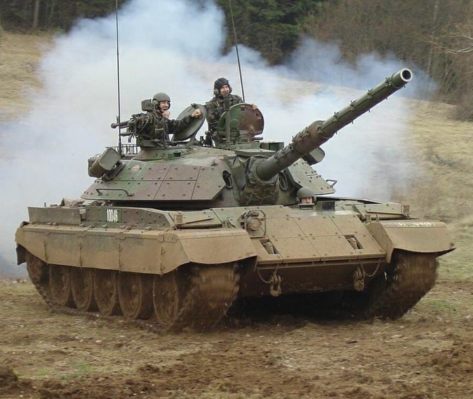 “Ong gia gan” T-54 tiep tuc co mat o chien truong Ukraine-Hinh-5