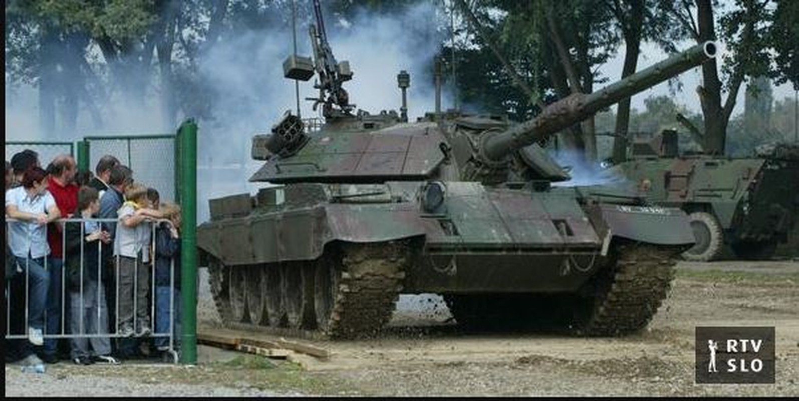 “Ong gia gan” T-54 tiep tuc co mat o chien truong Ukraine-Hinh-8