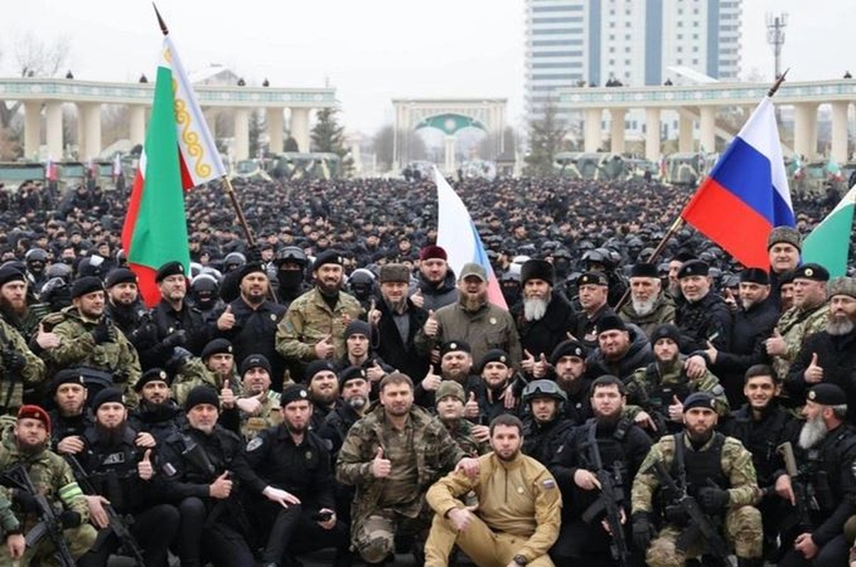 Chechnya san sang dieu them 80.000 quan toi Ukraine giup Nga-Hinh-2