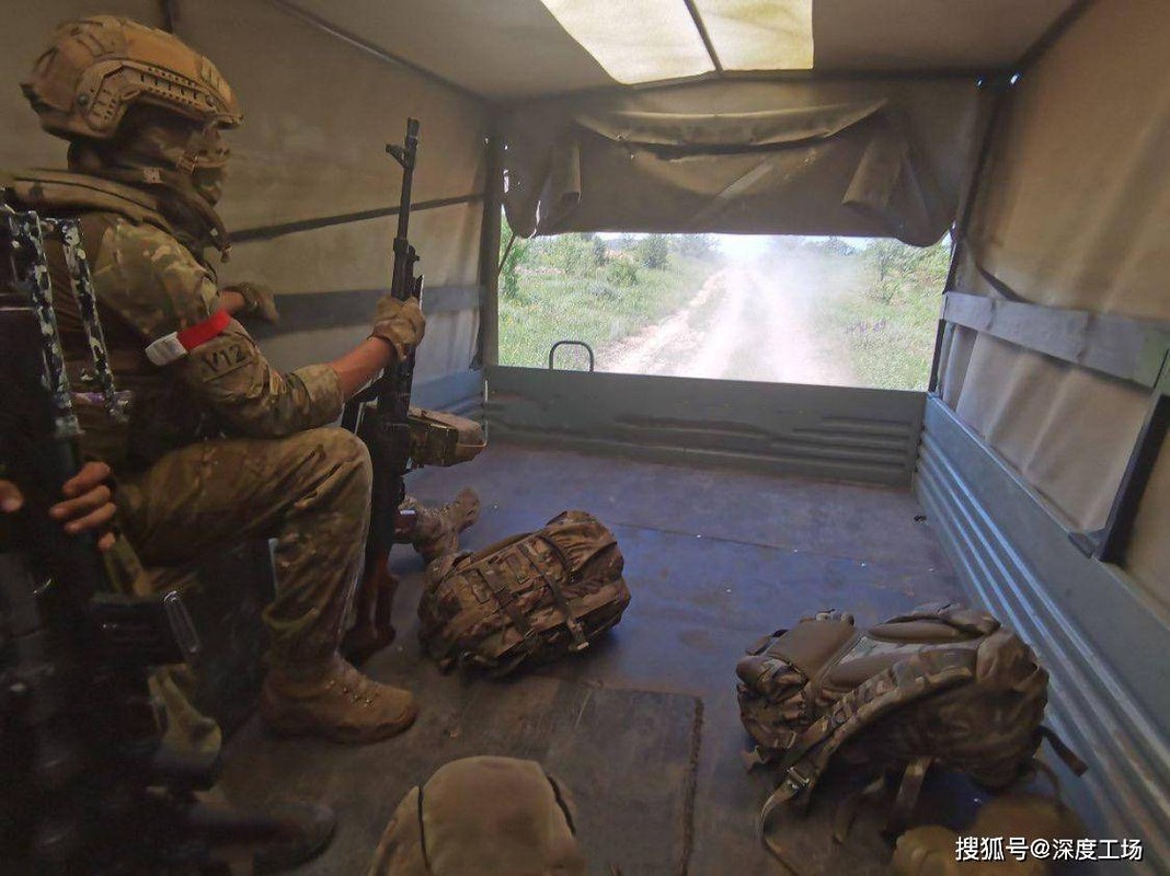 Nga tran ngap Bakhmut, buoc ngoat lon tren chien truong Donbass-Hinh-11