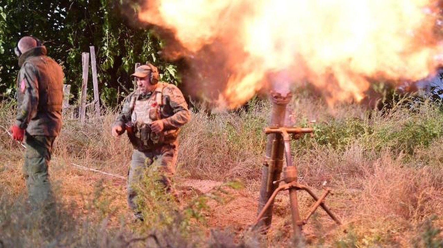 Mat tran Donbass dien bien ac liet, Quan doi Nga tien cham-Hinh-9