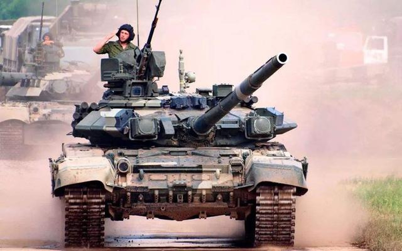 Cuoc dau tang lich su: Leopard-2 va T-90 o Kherson-Hinh-4