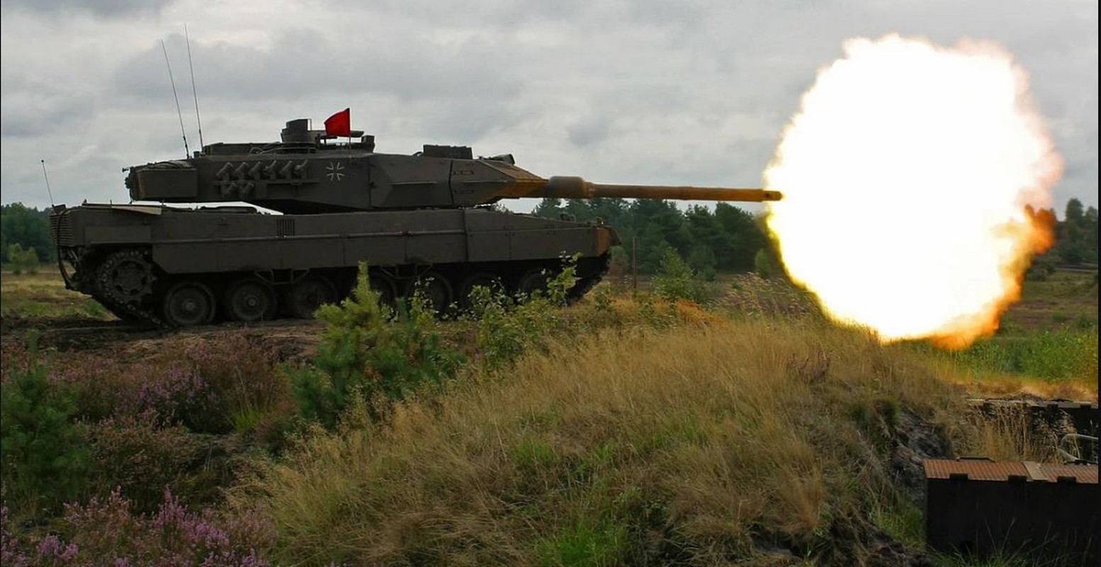 Cuoc dau tang lich su: Leopard-2 va T-90 o Kherson-Hinh-7