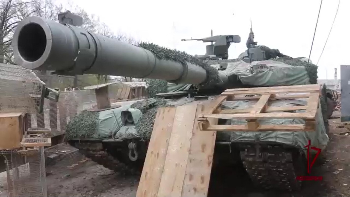 Linh xe tang Nga so sanh hieu suat cua T-72 va T-90M tai Ukraine-Hinh-6