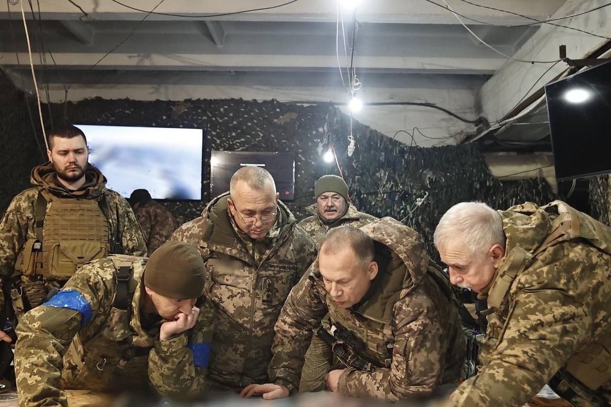 Cach Nga khien phao binh Ukraine cang ngay cang 