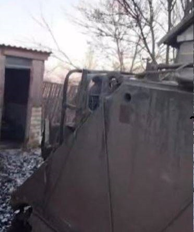 Xe boc thep M113 My khong chiu noi mua dong o Ukraine-Hinh-2