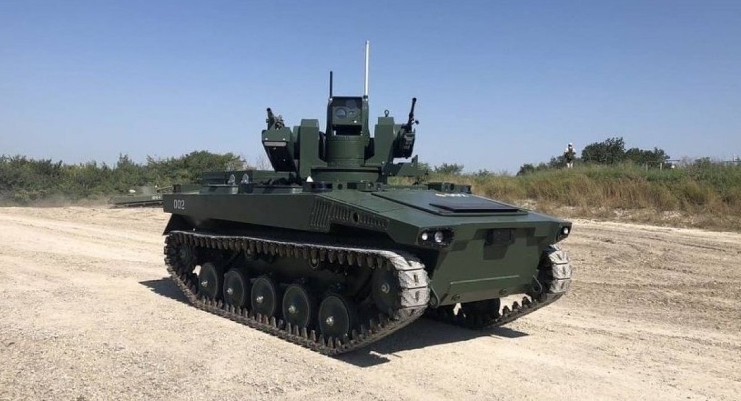 Leopard-2 chua toi Ukraine, Nga da dua robot diet tang tham chien-Hinh-2
