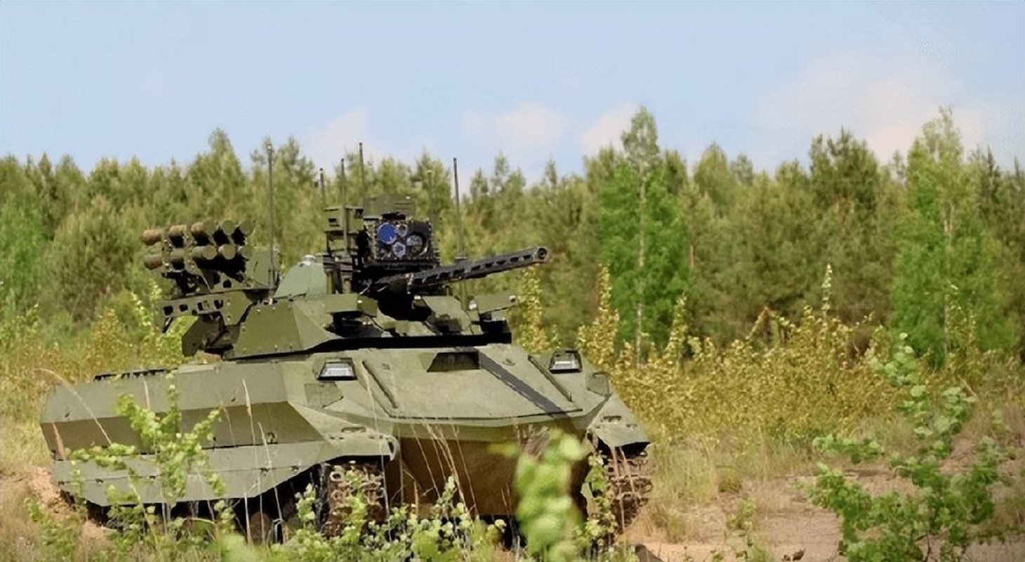 Leopard-2 chua toi Ukraine, Nga da dua robot diet tang tham chien-Hinh-3