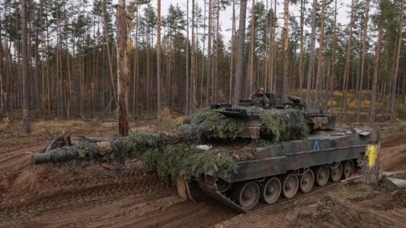 Hoa luc xe BMP-3 co the tieu diet xe tang M1A2 va Leopard?-Hinh-11