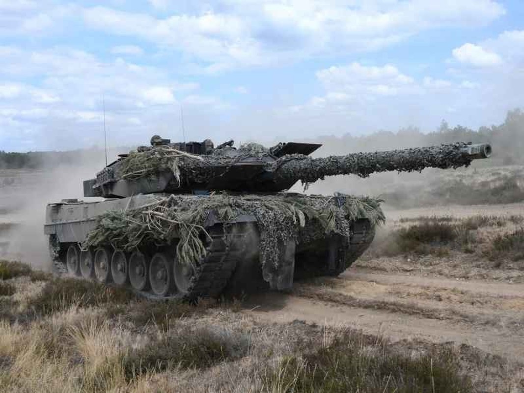 Vua toi Ukraine, xe tang Leopard-2 nhan ngay nang cap 