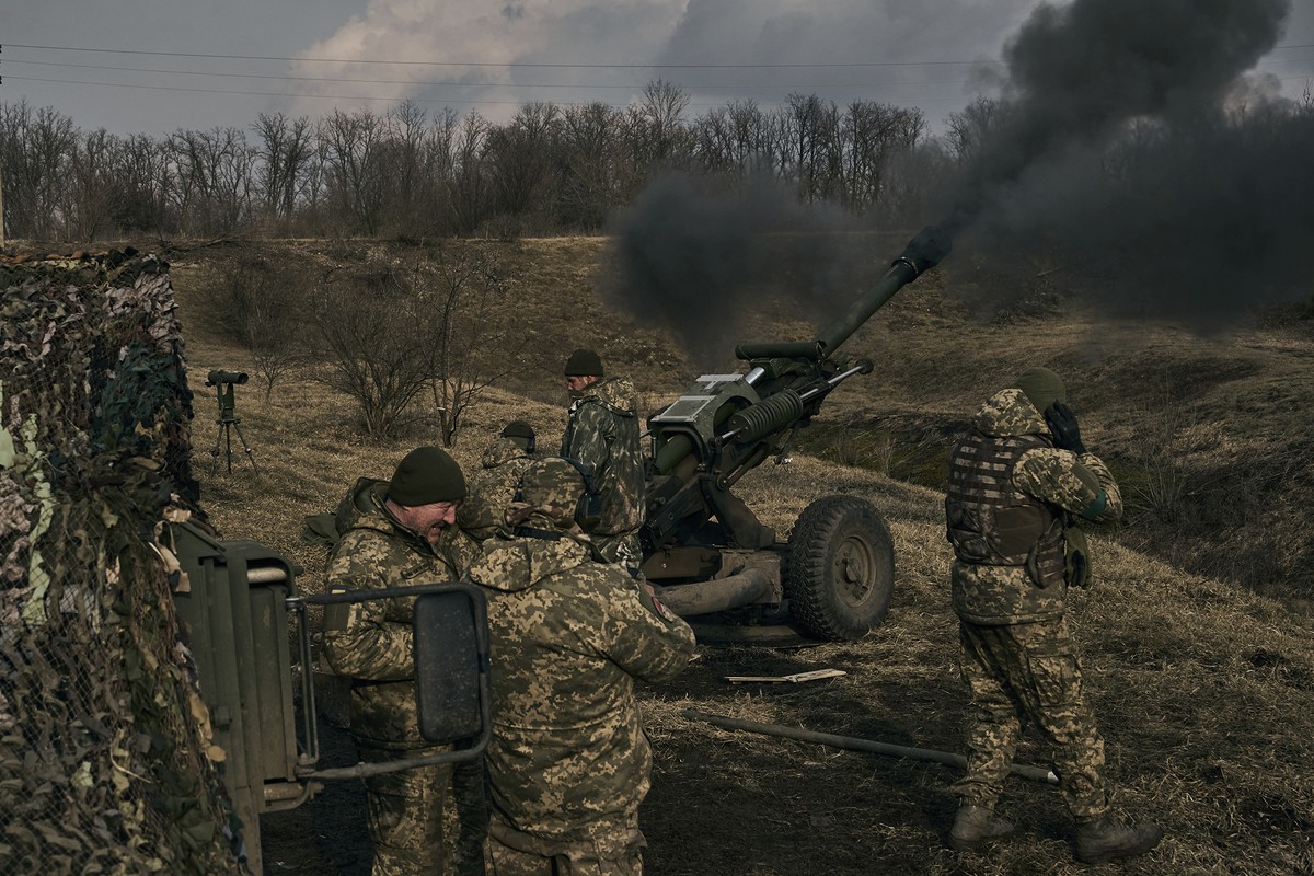 Bom xuyen cua Nga phat huy hieu qua, Ukraine van khong the dot pha-Hinh-17