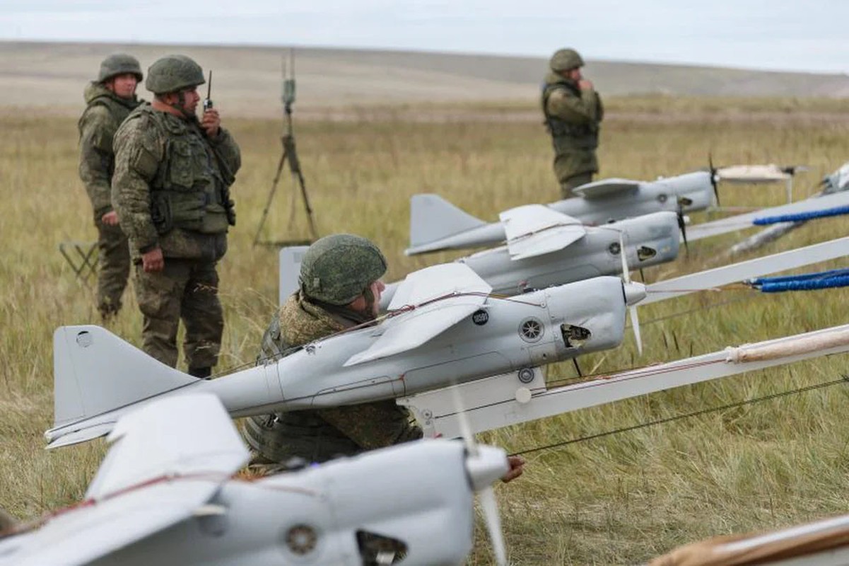 Nga tang toc san xuat nhieu loai UAV de dua toi Ukraine-Hinh-21