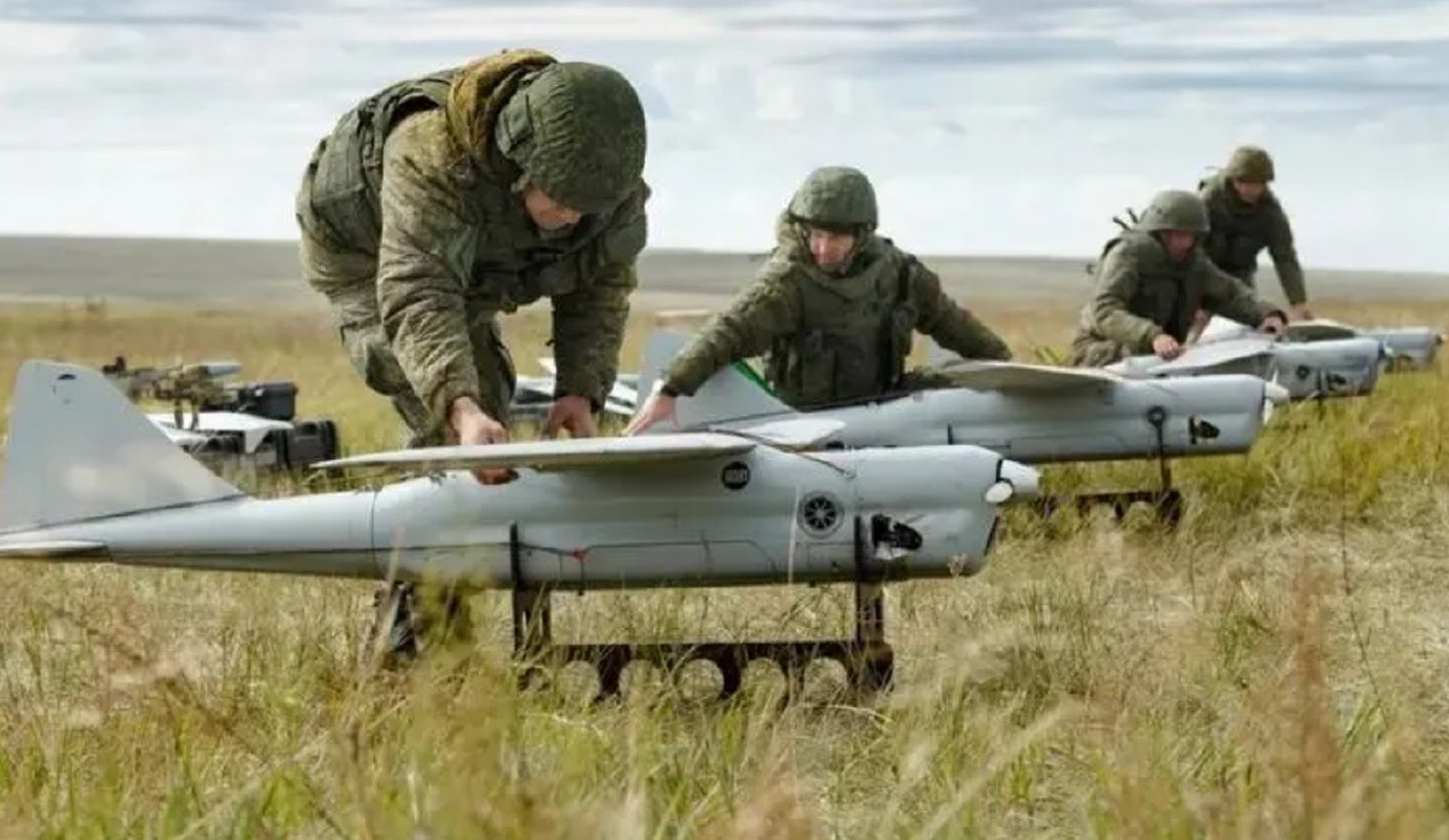 Nga tang toc san xuat nhieu loai UAV de dua toi Ukraine