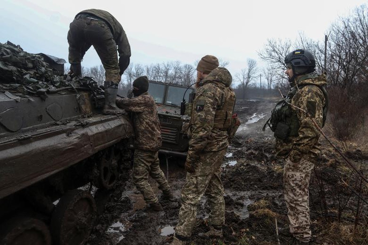 Tai sao Nga khong chan duoc loi tiep vien cua Ukraine vao ban dem?-Hinh-17