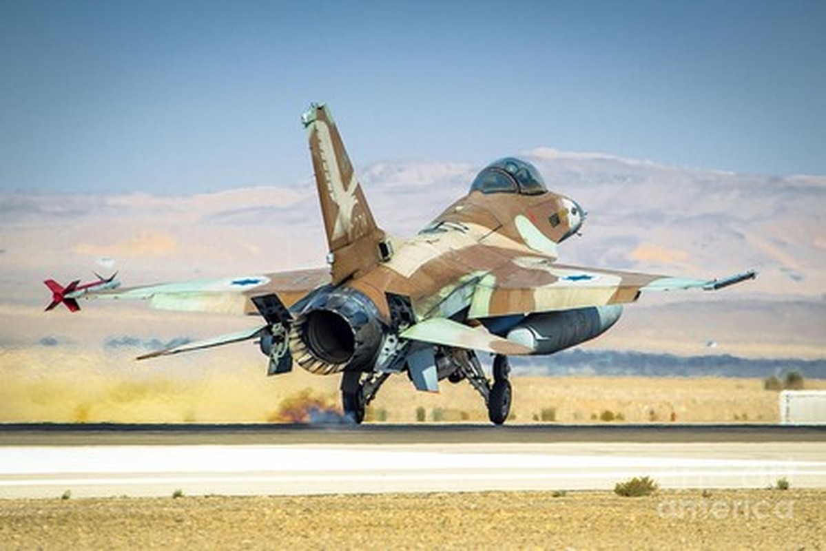 Chien tich “lay lung” cua F-16, tung cuu mang 52 linh dac nhiem Anh-Hinh-11
