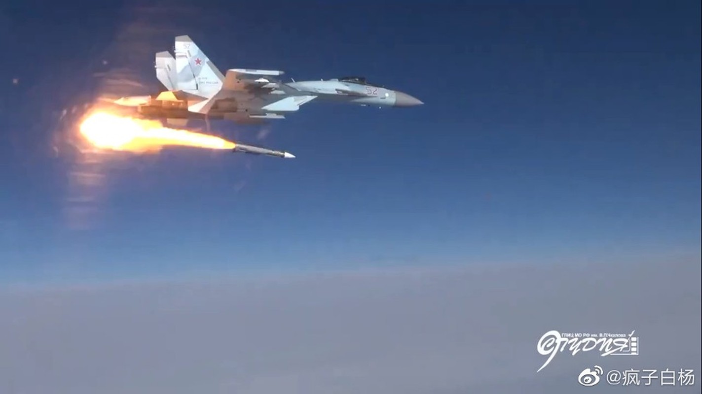 Cuong kich Su-24 cua Ukraine tro thanh “cai gai trong mat” quan doi Nga-Hinh-10