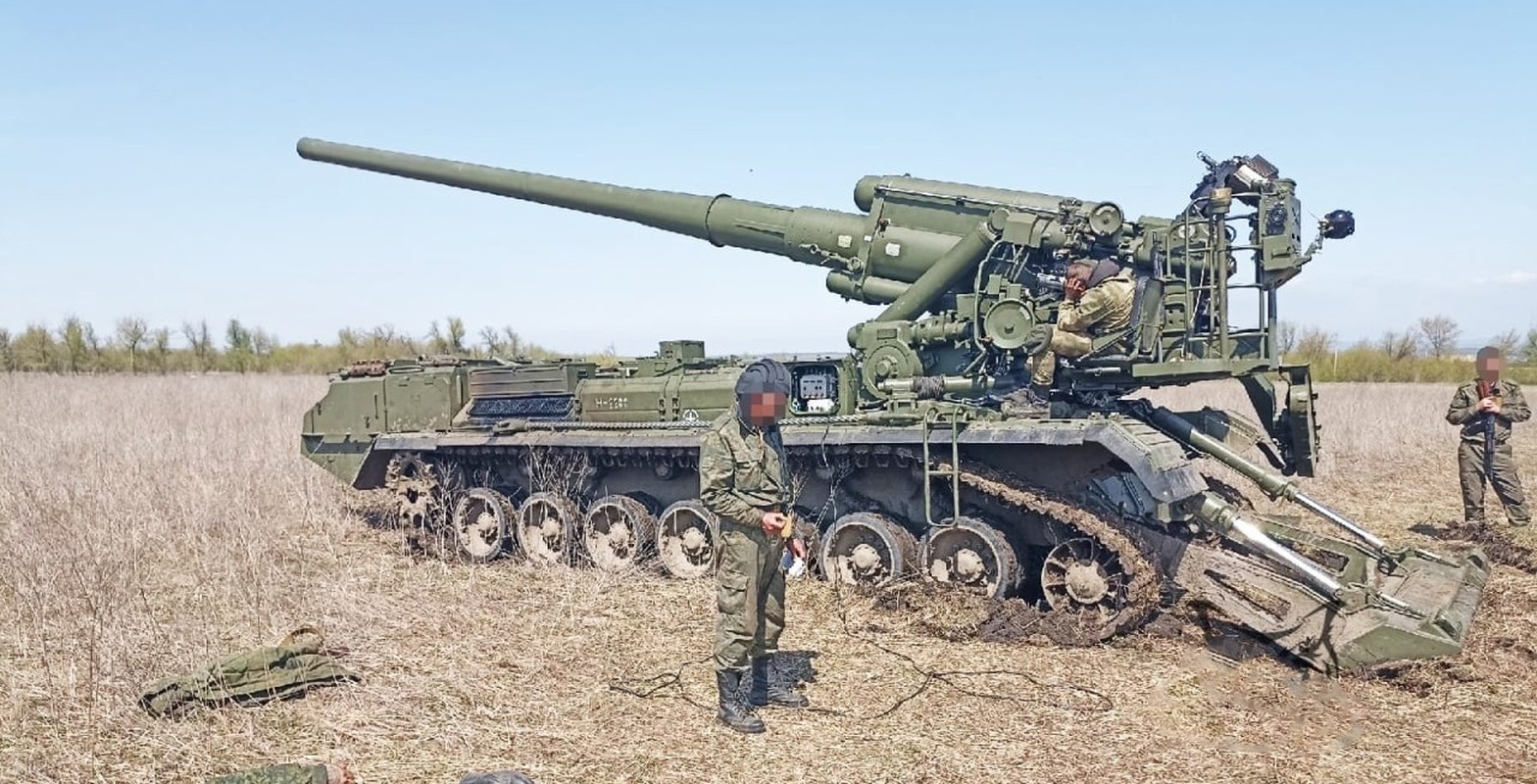 “Sieu phao” 203mm cua Ukraine no tung khi vua khai hoa-Hinh-10